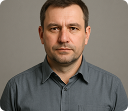 Михаил Петров
